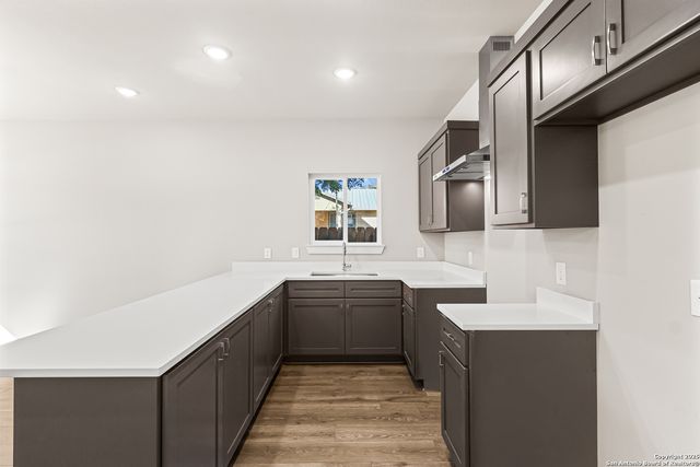 851 Porter St, San Antonio, TX 78210