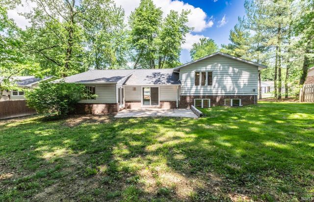 7599 Meadow Lane, Newburgh, IN 47630
