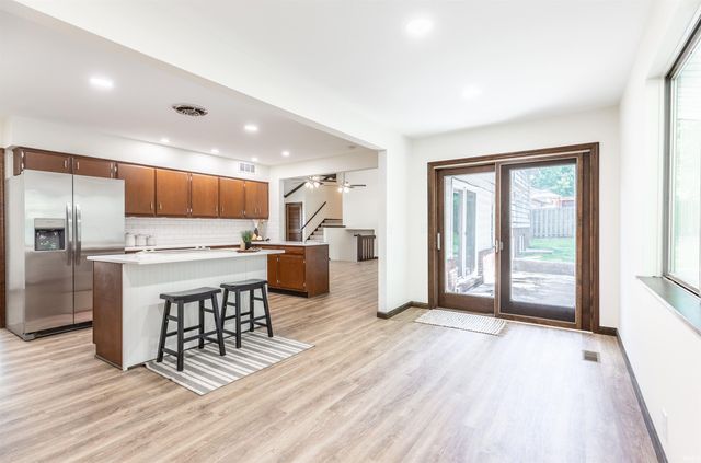 7599 Meadow Lane, Newburgh, IN 47630