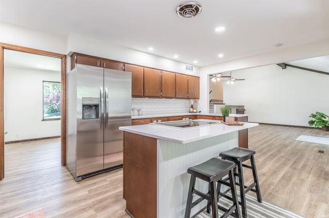 7599 Meadow Lane, Newburgh, IN 47630