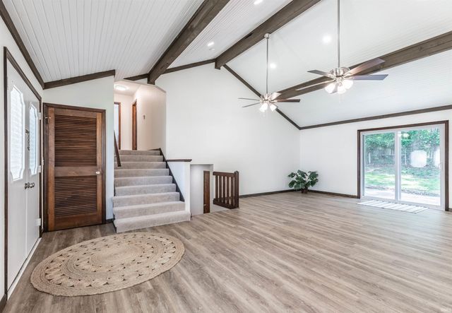 7599 Meadow Lane, Newburgh, IN 47630