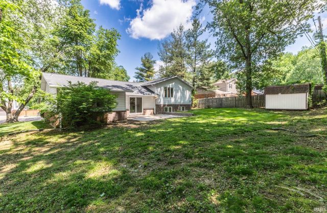 7599 Meadow Lane, Newburgh, IN 47630