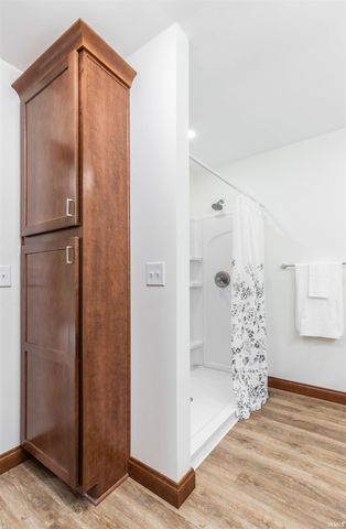7599 Meadow Lane, Newburgh, IN 47630