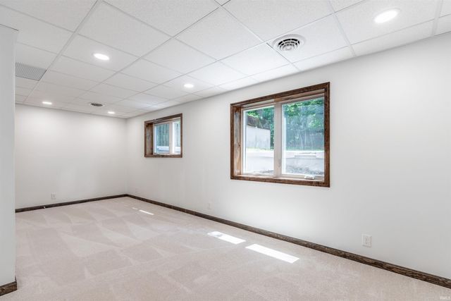 7599 Meadow Lane, Newburgh, IN 47630