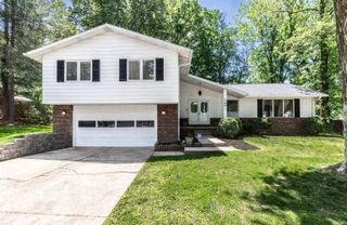 7599 Meadow Lane, Newburgh, IN 47630