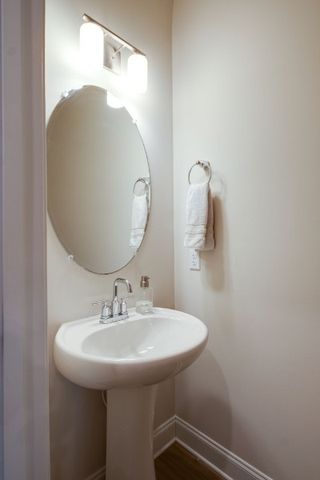 857 Longleaf Ln, Columbia, TN 38401