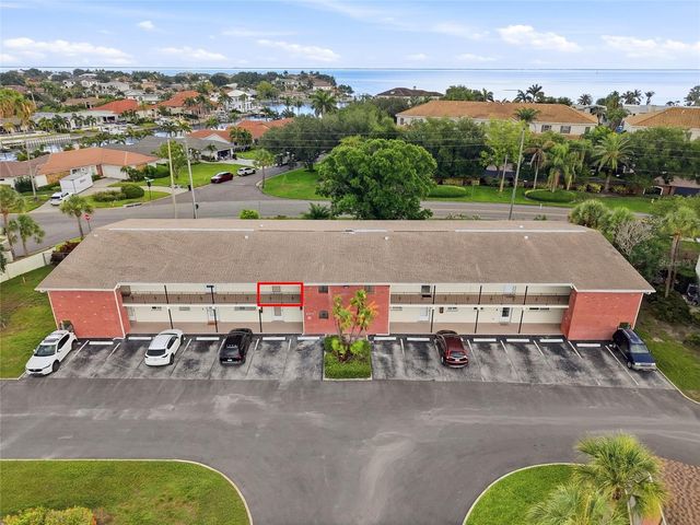 4570 OVERLOOK DRIVE NE 284, St Petersburg, FL 33703