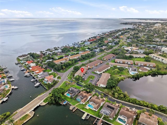 4570 OVERLOOK DRIVE NE 284, St Petersburg, FL 33703