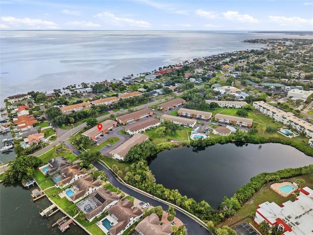 4570 OVERLOOK DRIVE NE 284, St Petersburg, FL 33703
