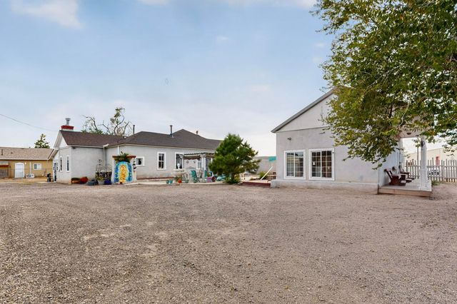 1224 12th Street NW, Albuquerque, NM 87104