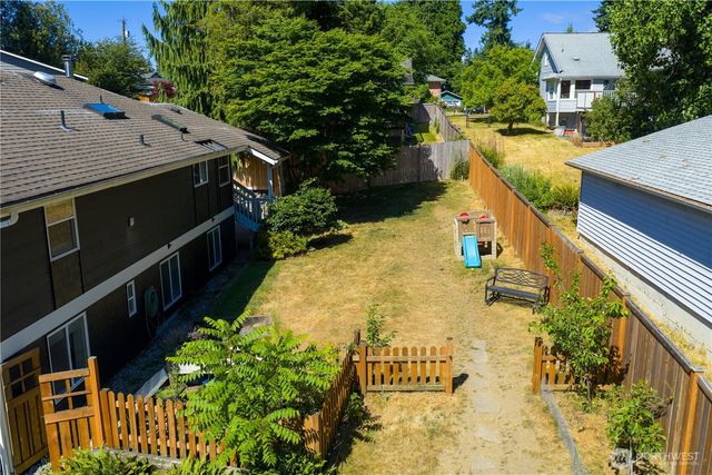 7811 Grant Drive #B, Everett, WA 98203