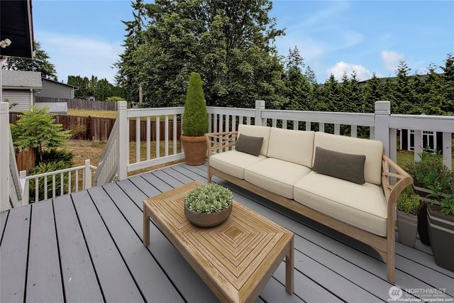 7811 Grant Drive #B, Everett, WA 98203
