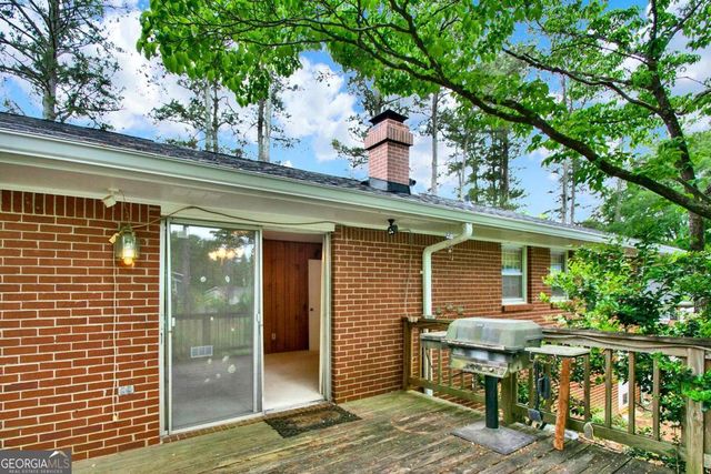 5597 Bob White Circle NW, Lilburn, GA 30047