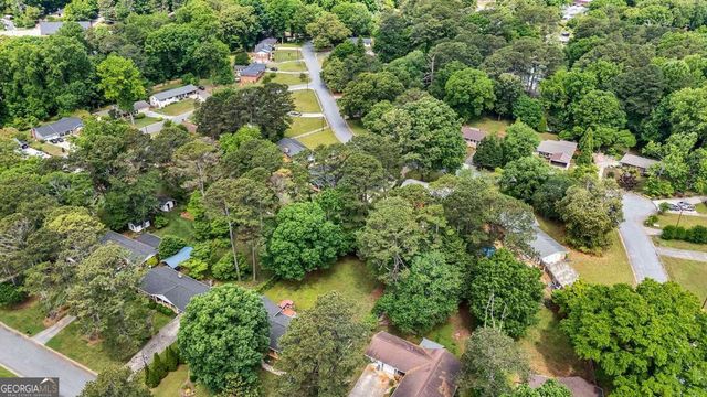 5597 Bob White Circle NW, Lilburn, GA 30047