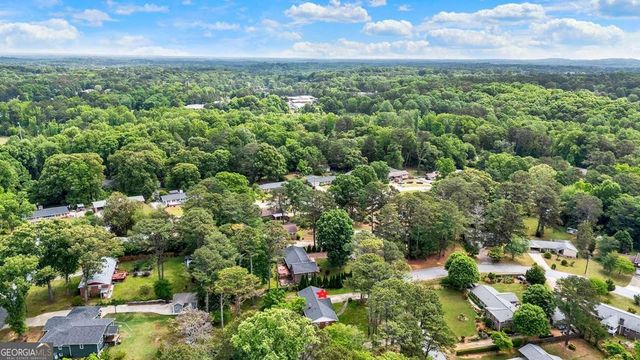 5597 Bob White Circle NW, Lilburn, GA 30047