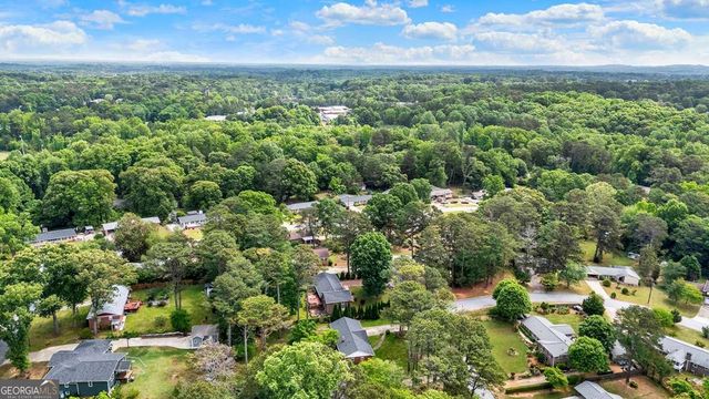 5597 Bob White Circle NW, Lilburn, GA 30047