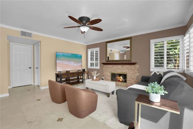 3332 Fallenleaf, Corona, CA 92882