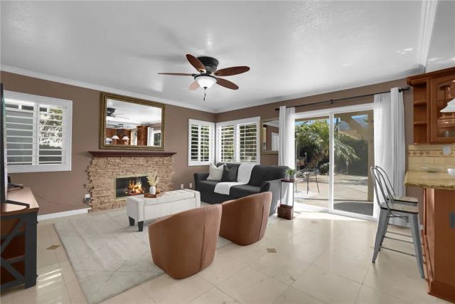 3332 Fallenleaf, Corona, CA 92882