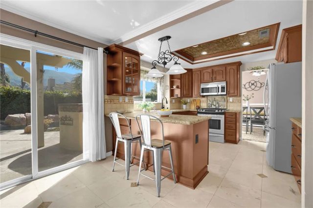 3332 Fallenleaf, Corona, CA 92882
