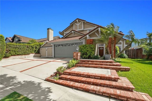 3332 Fallenleaf, Corona, CA 92882