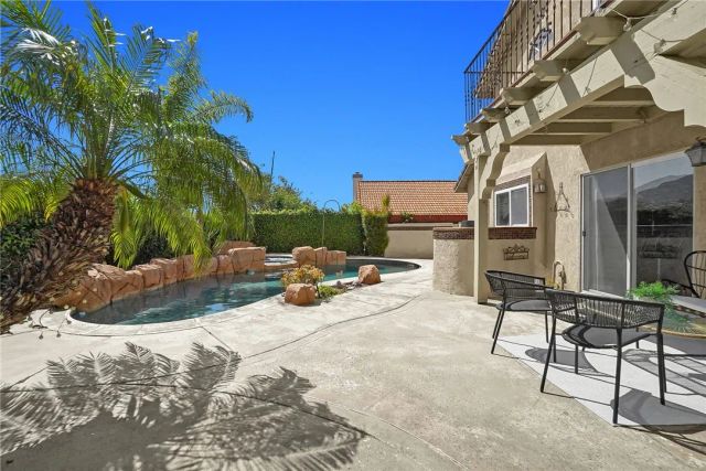 3332 Fallenleaf, Corona, CA 92882