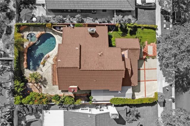 3332 Fallenleaf, Corona, CA 92882