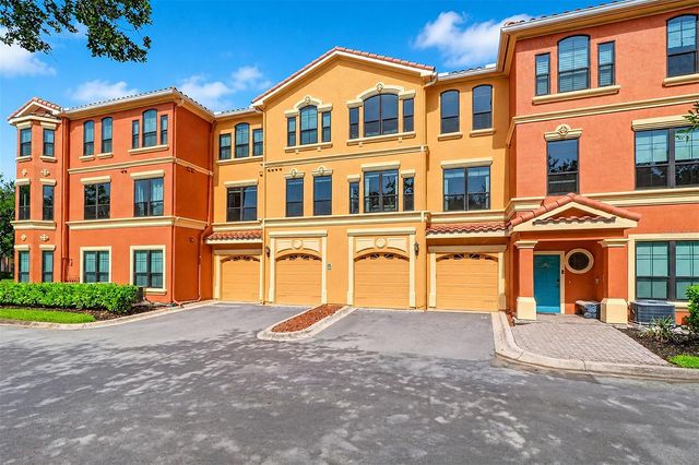 2746 VIA TIVOLI 122B, Clearwater, FL 33764