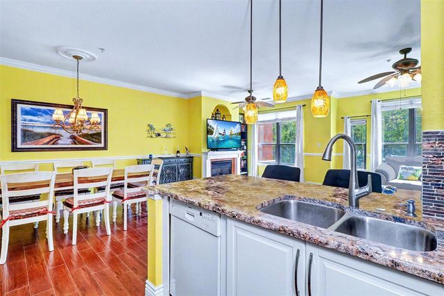 2746 VIA TIVOLI 122B, Clearwater, FL 33764