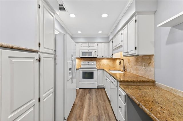 27405 Plantation NE Drive, Atlanta, GA 30324