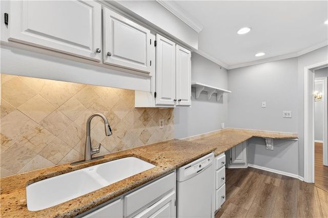 27405 Plantation NE Drive, Atlanta, GA 30324