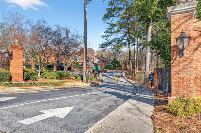 27405 Plantation NE Drive, Atlanta, GA 30324