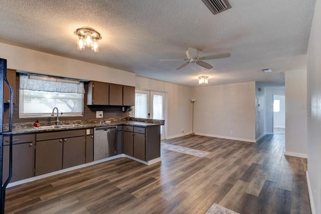 888 W COQUINA DRIVE, Daytona Beach, FL 32117