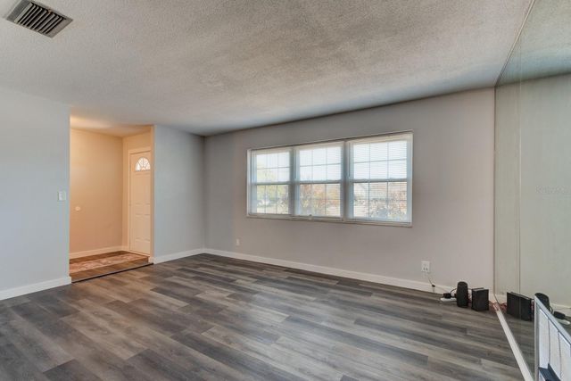 888 W COQUINA DRIVE, Daytona Beach, FL 32117