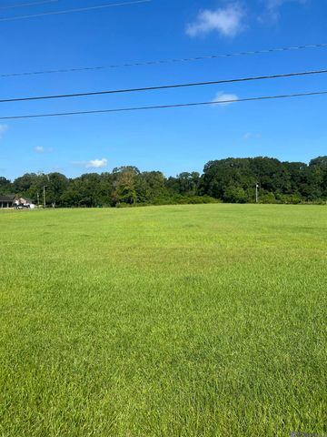 22005 Plank Rd, Zachary, LA 70791