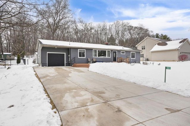 2821 Berkan Street, Madison, WI 53711