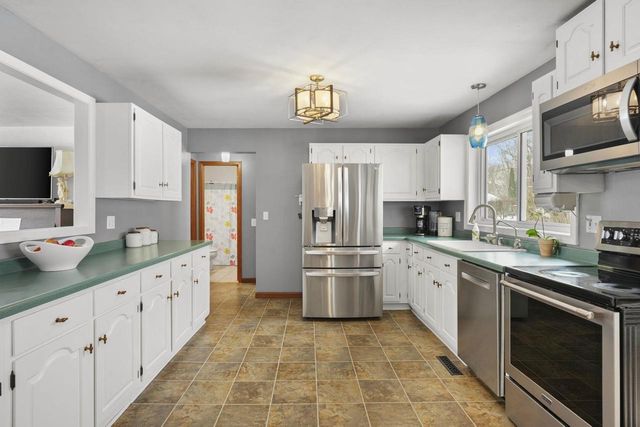 2821 Berkan Street, Madison, WI 53711