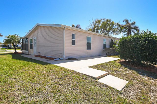 8179 Sandwedge Terrace, Port St. Lucie, FL 34952