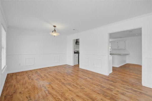 1618 W 10th Street, Freeport, TX 77541