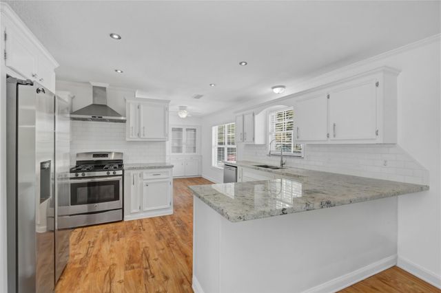 1618 W 10th Street, Freeport, TX 77541