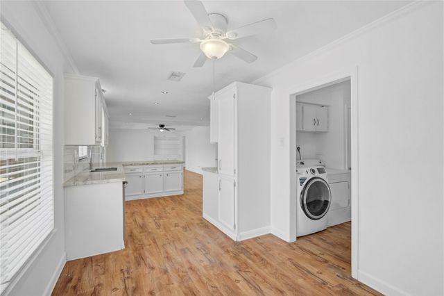 1618 W 10th Street, Freeport, TX 77541