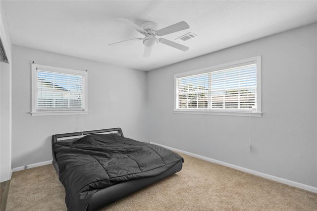 1618 W 10th Street, Freeport, TX 77541