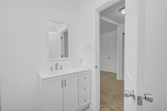 1618 W 10th Street, Freeport, TX 77541