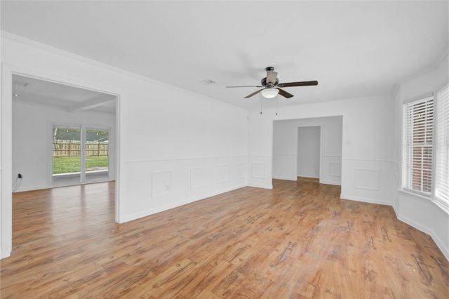 1618 W 10th Street, Freeport, TX 77541