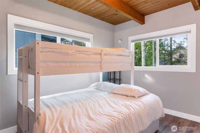 61 E Orchard Beach Drive, Grapeview, WA 98546