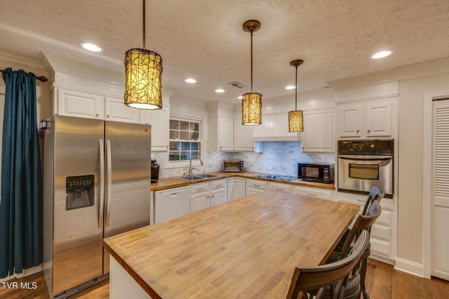 119 Popular Drive, Jonesborough, TN 37659