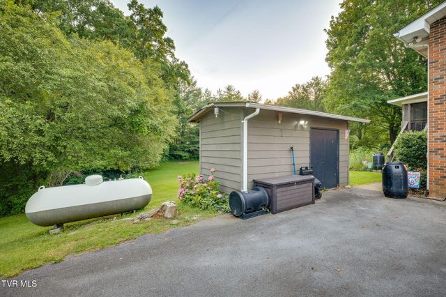 119 Popular Drive, Jonesborough, TN 37659