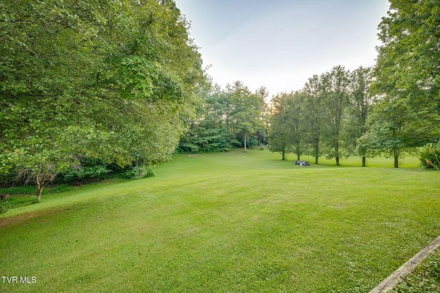 119 Popular Drive, Jonesborough, TN 37659