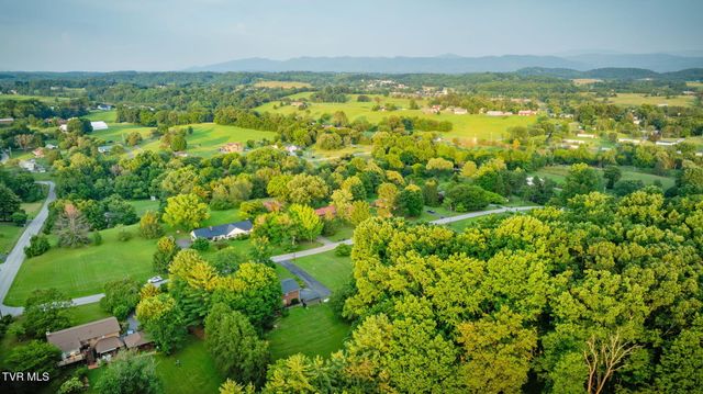 119 Popular Drive, Jonesborough, TN 37659