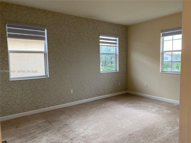 17001 SW 90th Ter 1, Miami, FL 33196