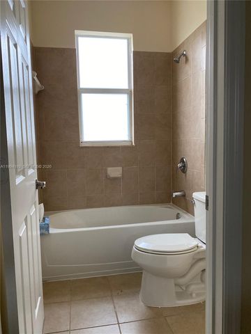 17001 SW 90th Ter 1, Miami, FL 33196